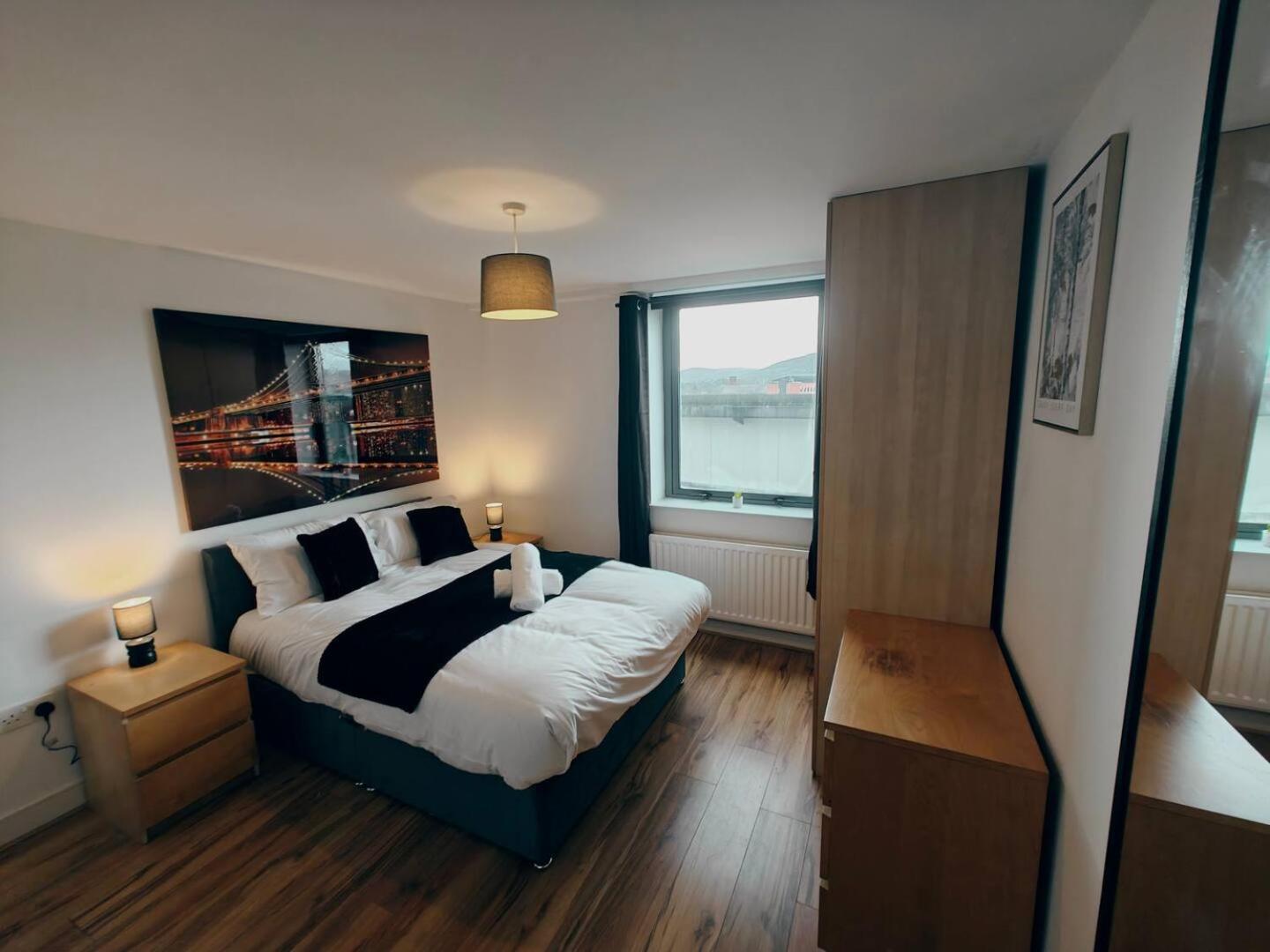 2Br Mountain View City Centre Belfast Exterior foto